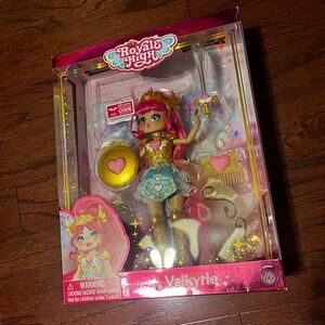 Valkyrie Doll Royale High *NO CODE JUST TOY*
